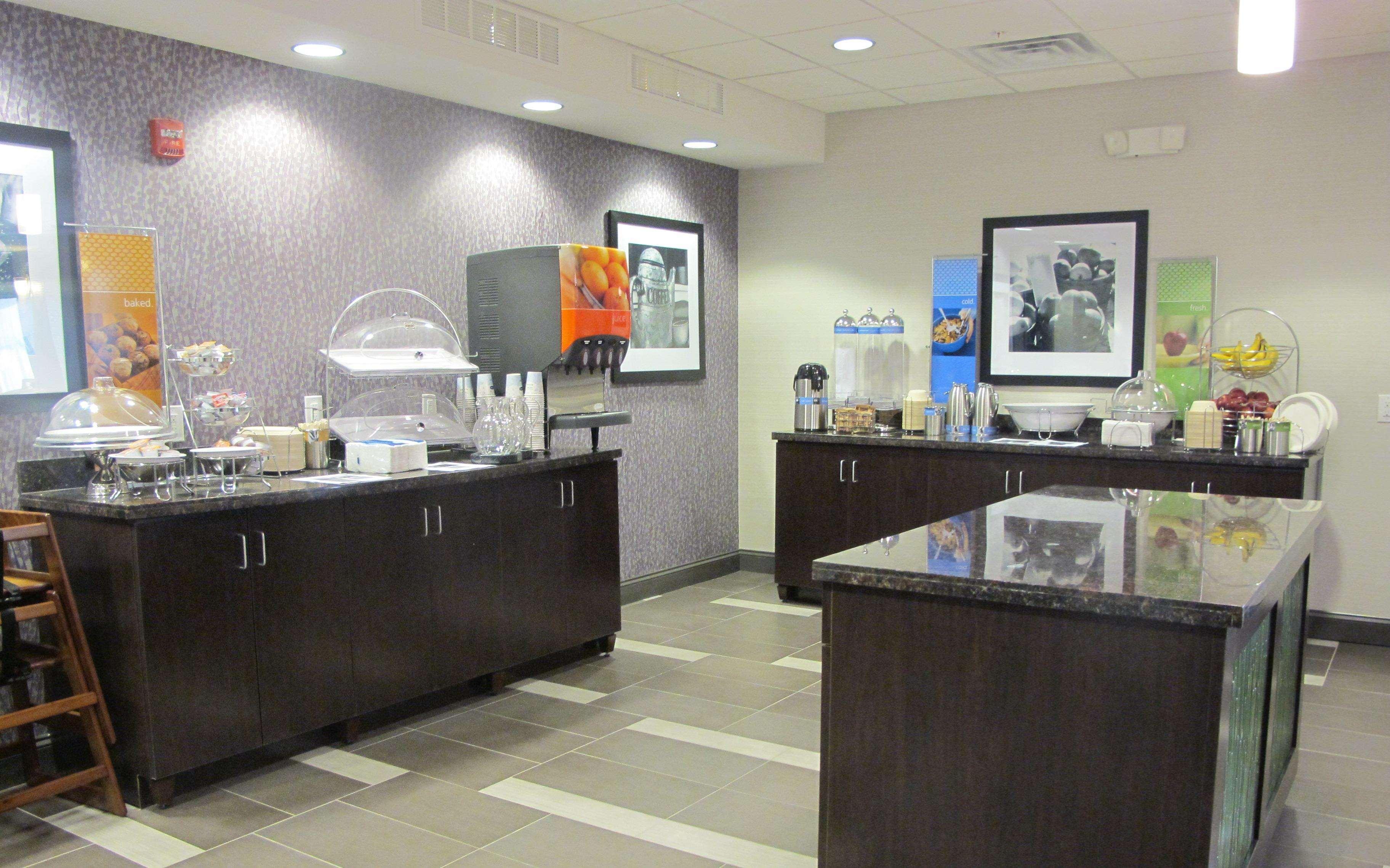 Hampton Inn By Hilton Leesville Fort Johnson Restaurace fotografie