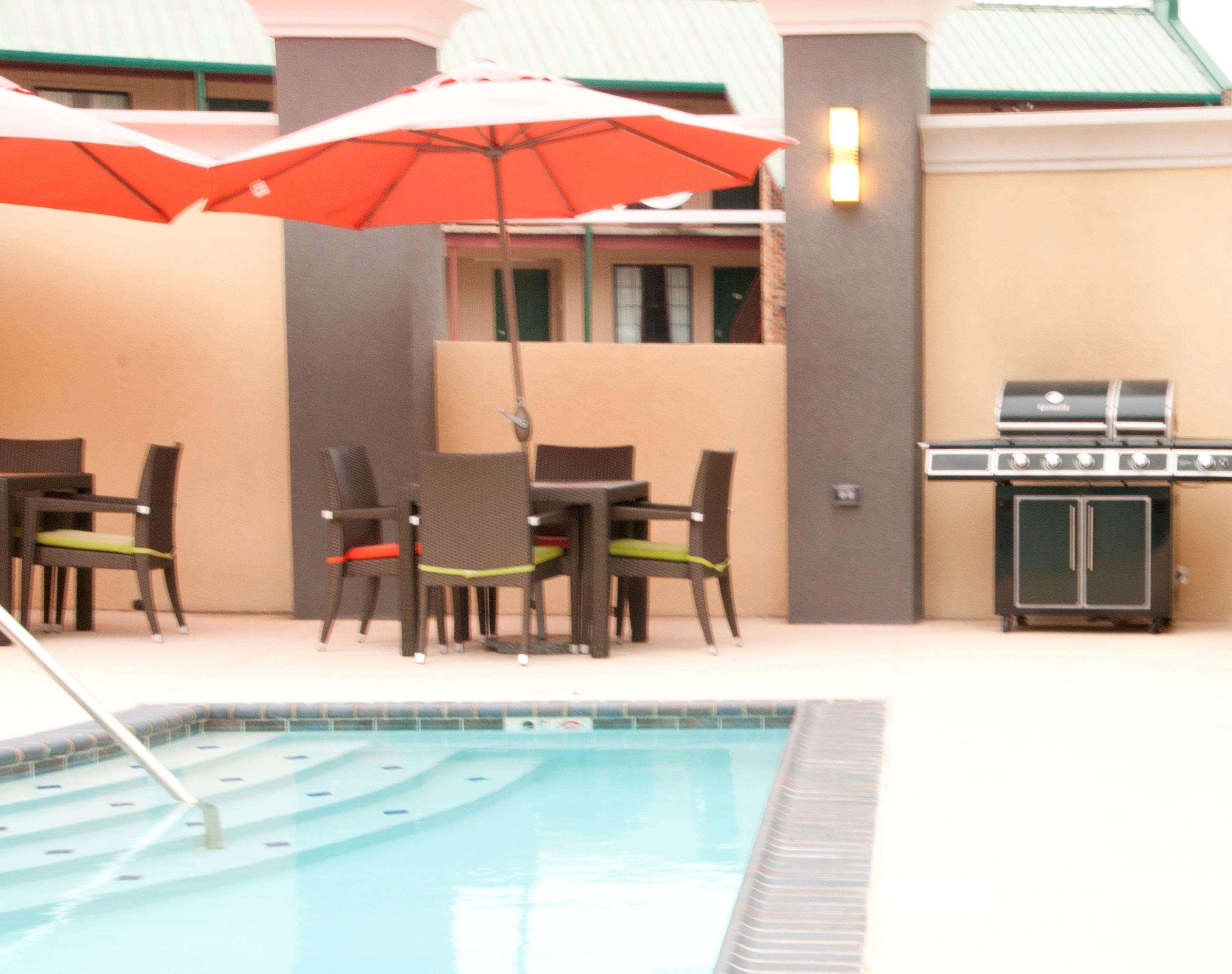 Hampton Inn By Hilton Leesville Fort Johnson Exteriér fotografie