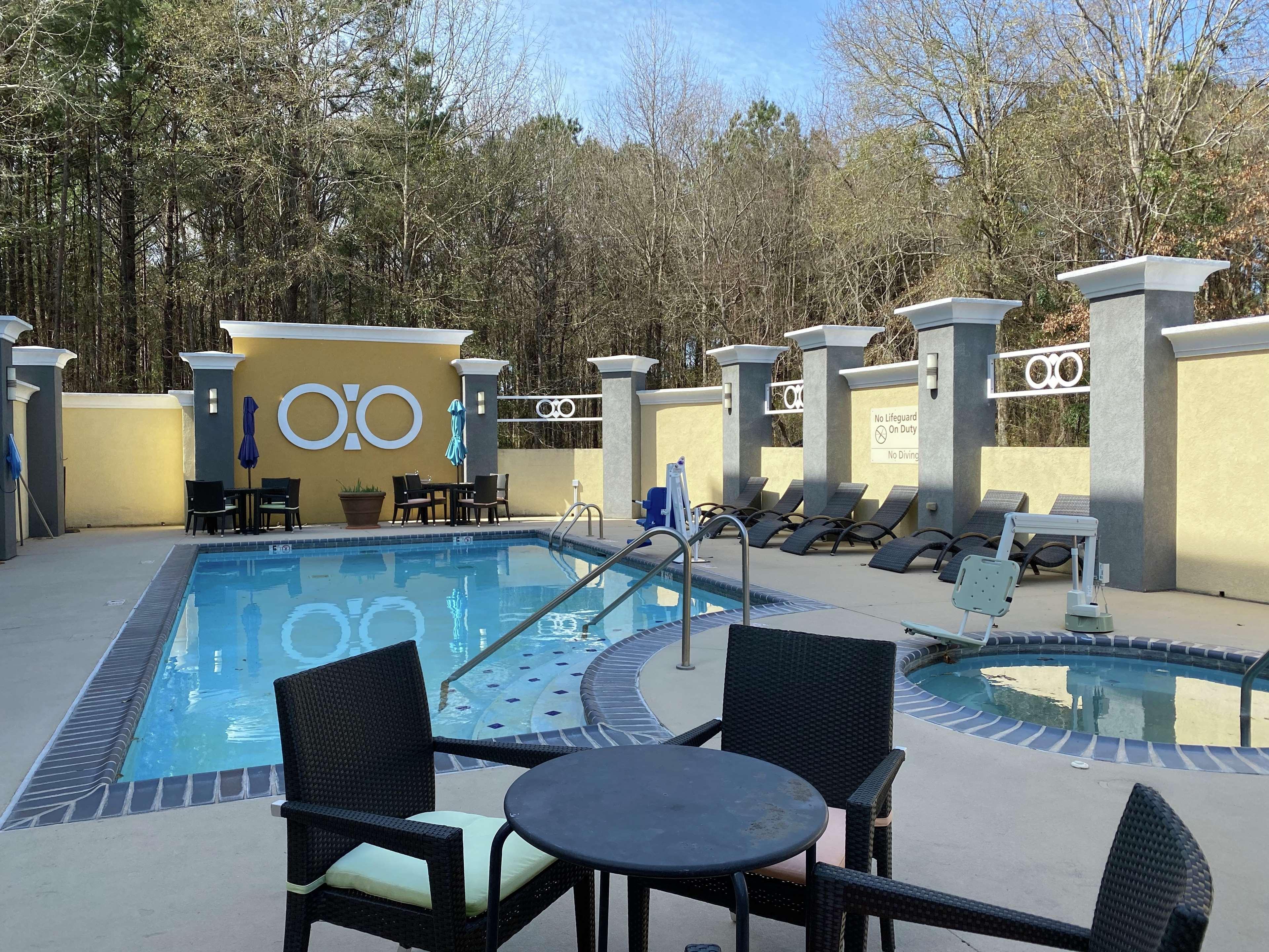 Hampton Inn By Hilton Leesville Fort Johnson Exteriér fotografie