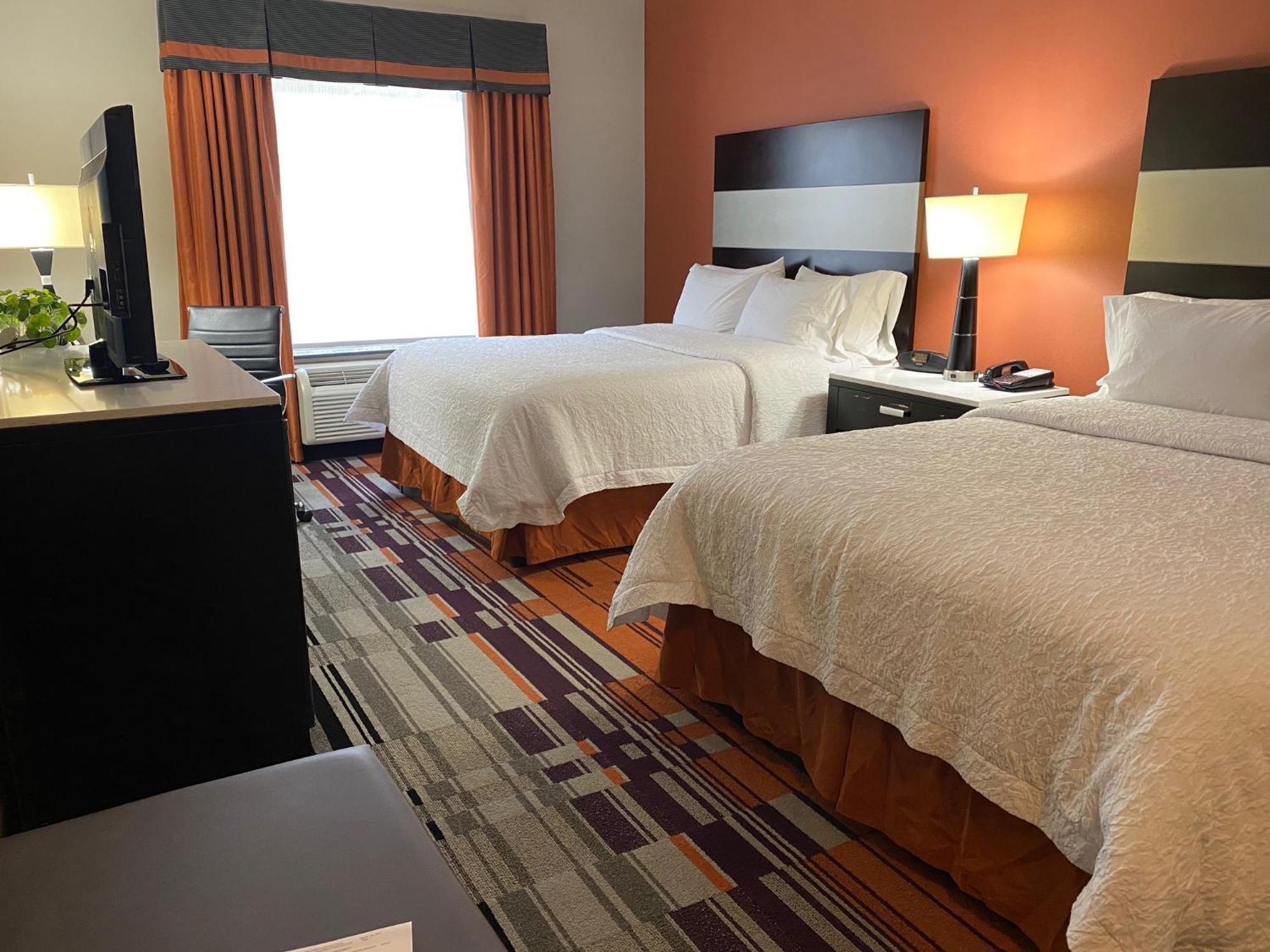 Hampton Inn By Hilton Leesville Fort Johnson Exteriér fotografie