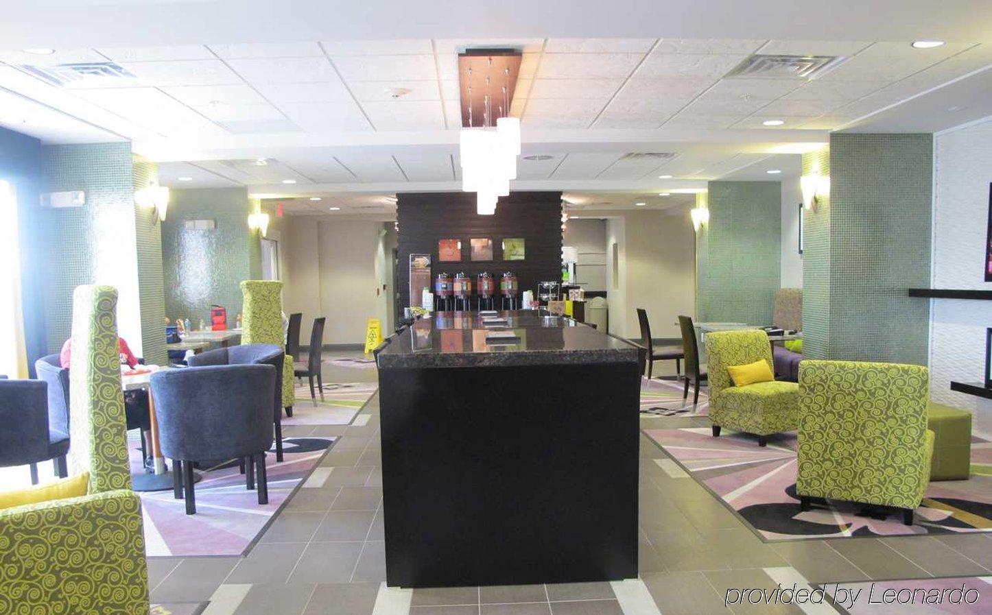 Hampton Inn By Hilton Leesville Fort Johnson Restaurace fotografie