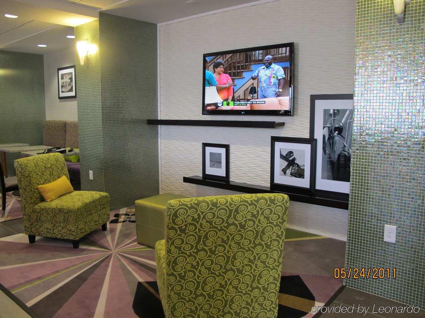 Hampton Inn By Hilton Leesville Fort Johnson Exteriér fotografie