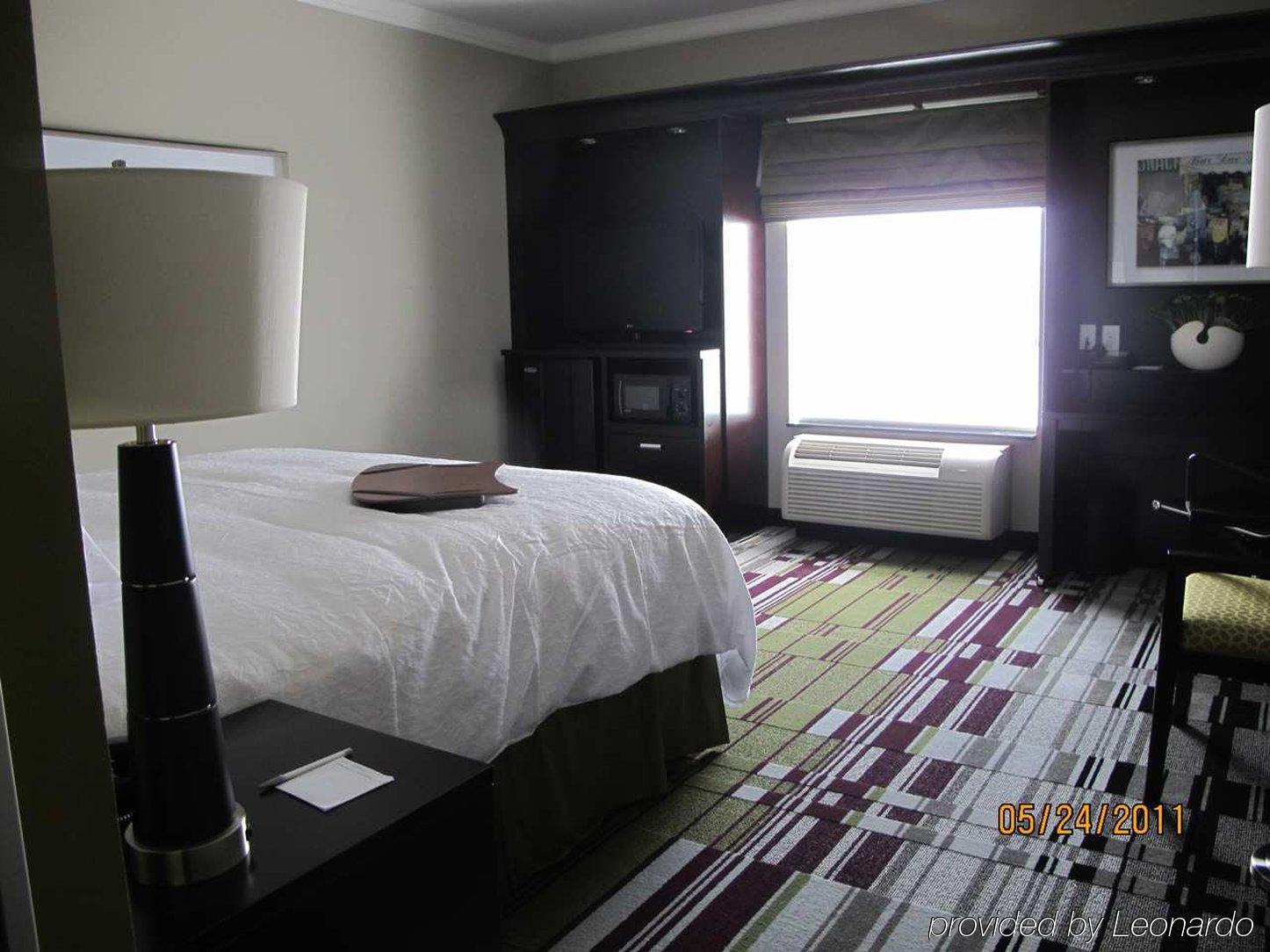 Hampton Inn By Hilton Leesville Fort Johnson Exteriér fotografie